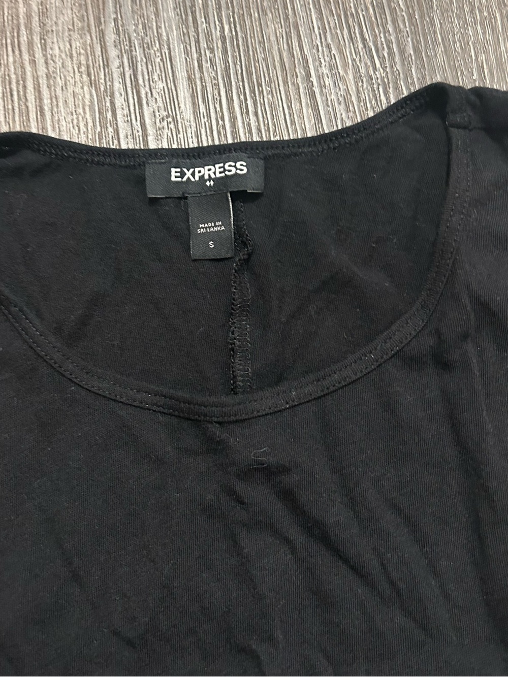 Express Women's Black Tie-Hem Tank Top - Picture 3 of 5